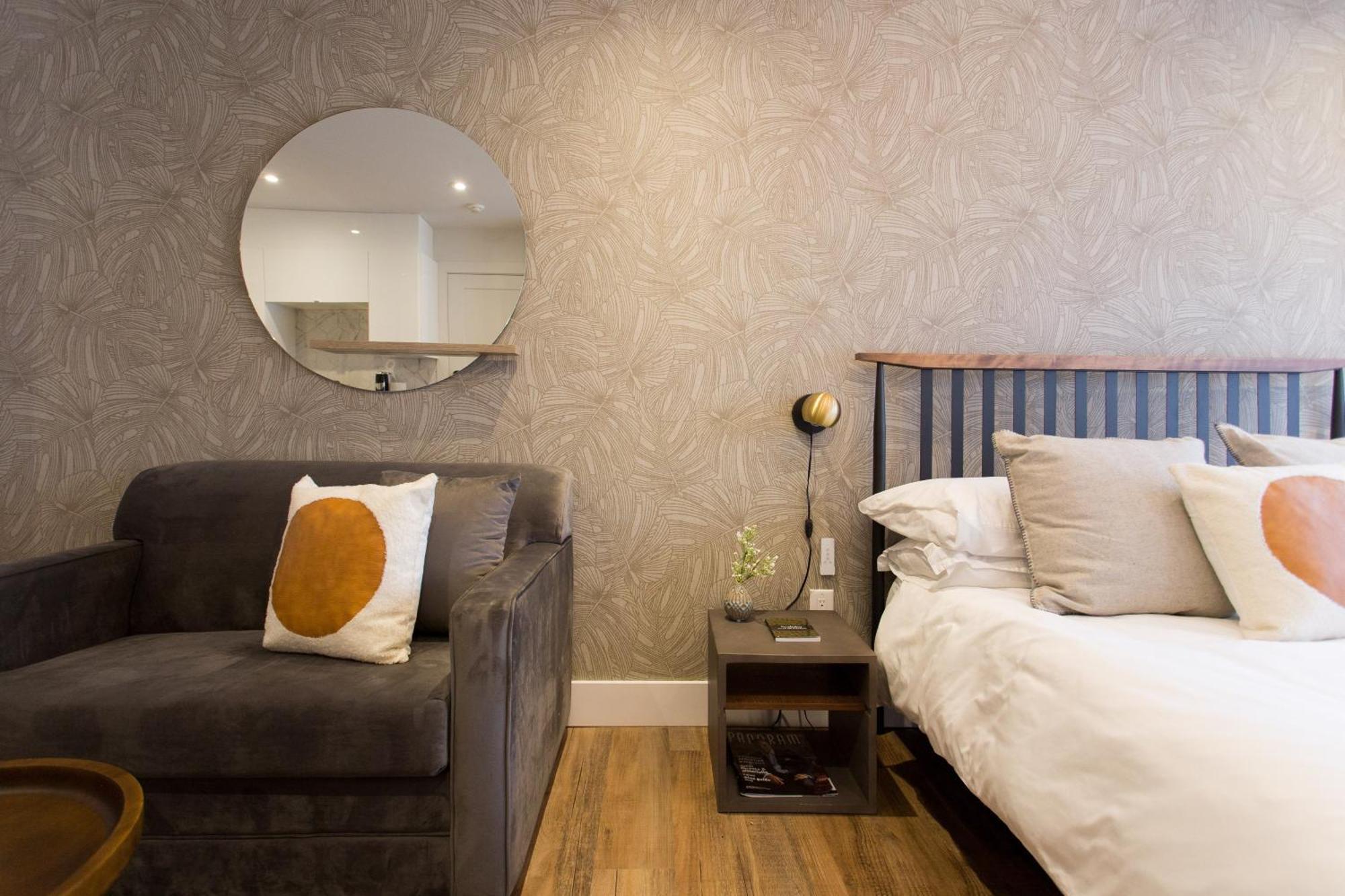 Scandinavian Studio With Full Kitchen And Bath By Den Stays モントリオール 部屋 写真